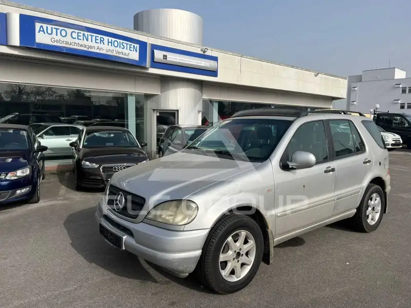 1999 Mercedes Benz ML 430