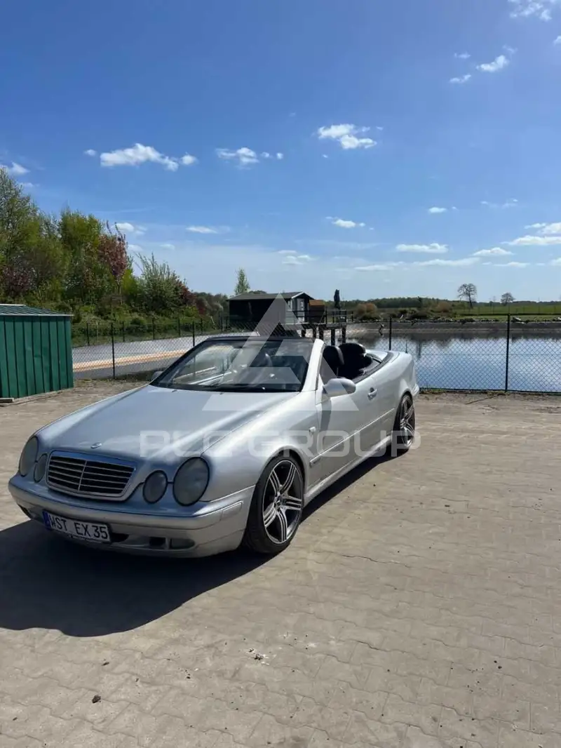 1999 Mercedes Benz CLK 320