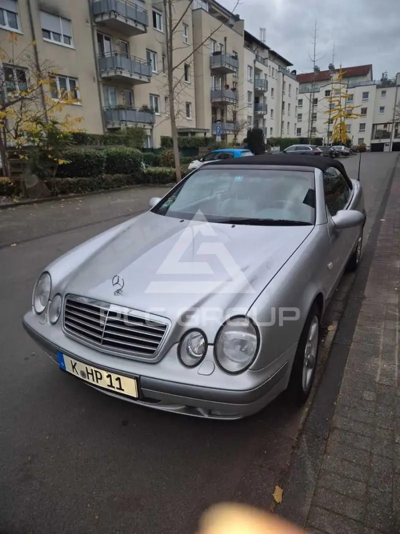 1999 Mercedes Benz CLK 320