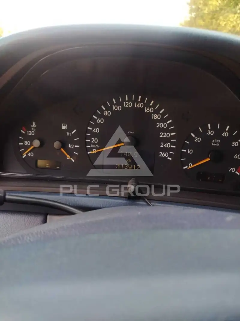 1999 Mercedes Benz CLK 320