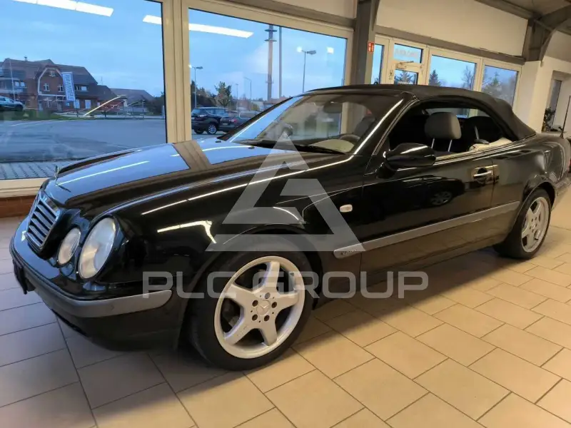1999 Mercedes Benz CLK 320