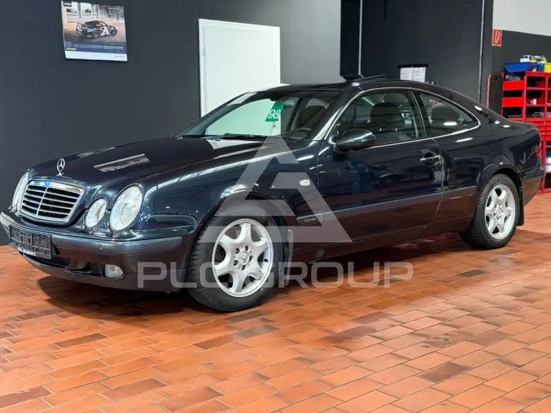 1999 Mercedes Benz CLK 320