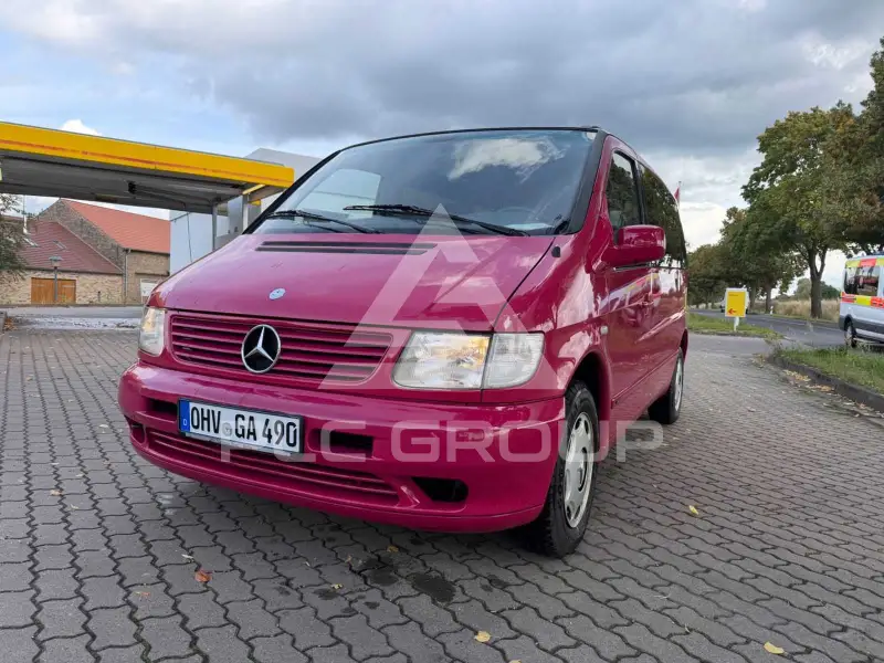 1999 Mercedes Benz V 220