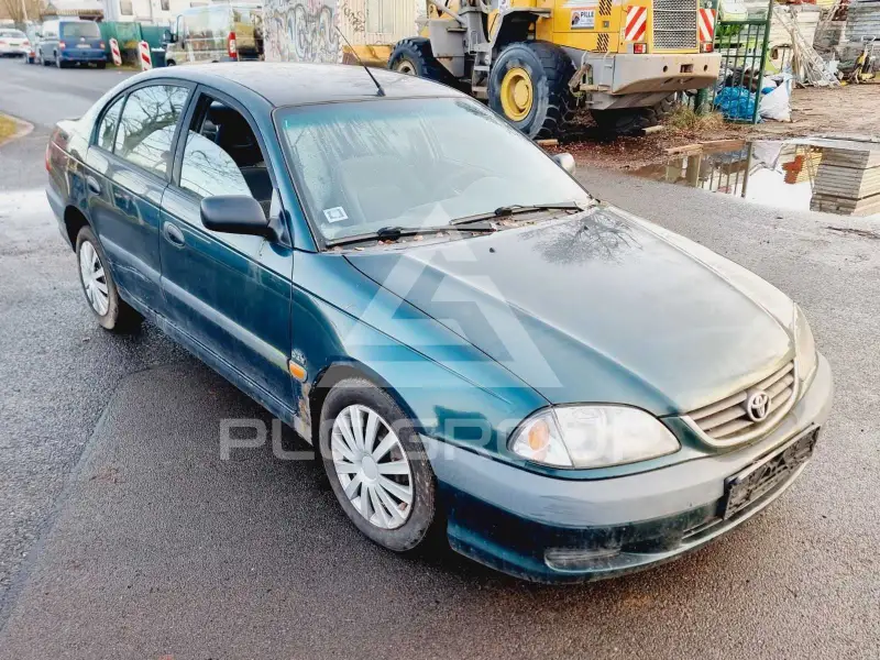 1999 Toyota Avensis