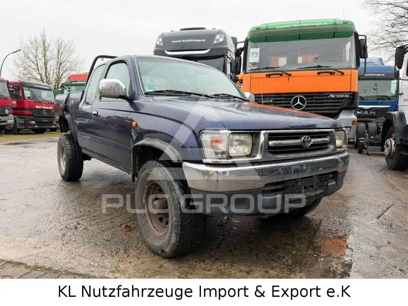 1999 Toyota Hilux