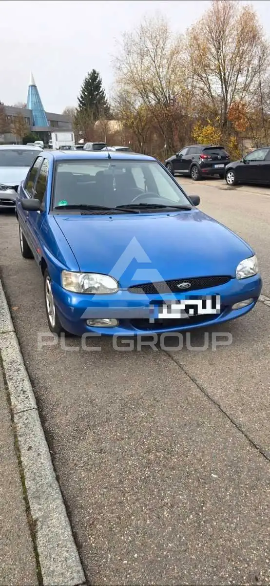1999 Ford ESCORT