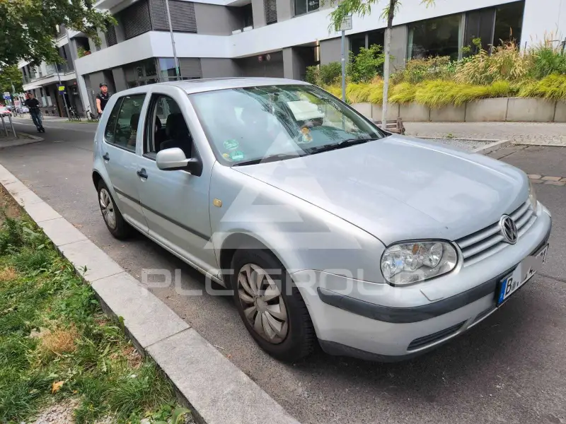 1999 Volkswagen GOLF