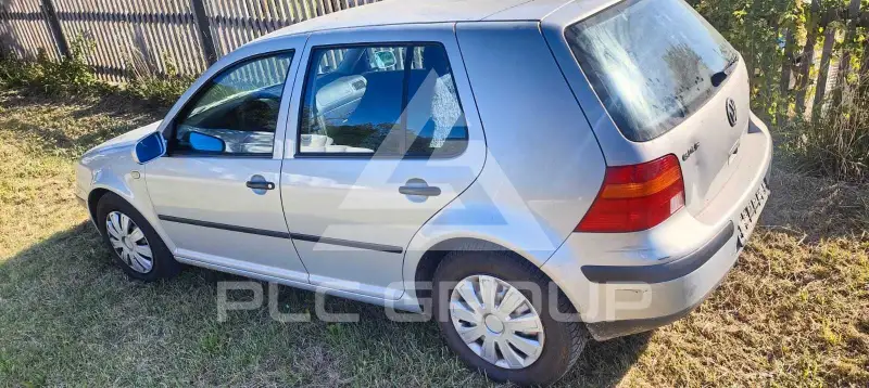 1999 Volkswagen GOLF