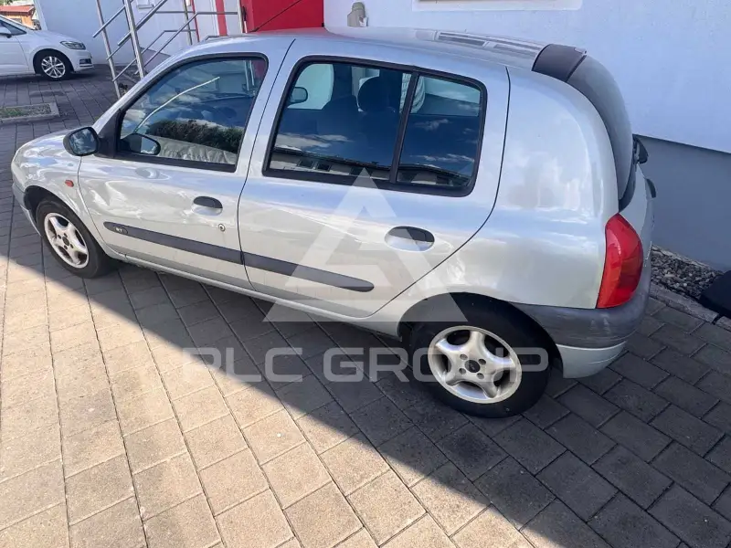 1999 Renault Clio