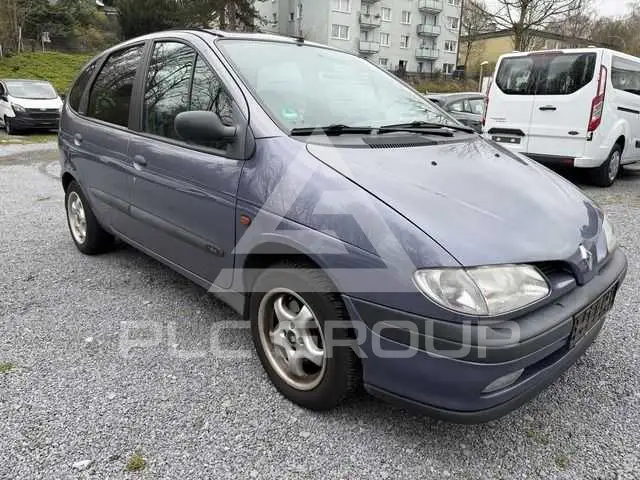 1999 Renault Megane