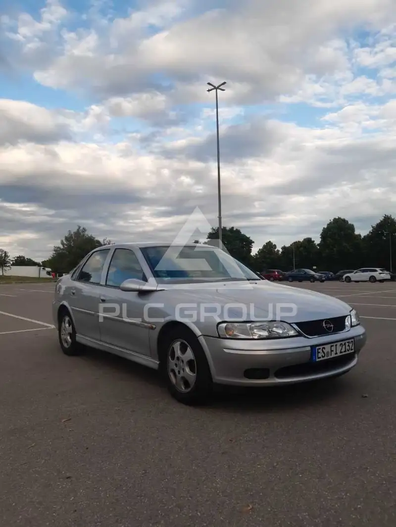 1999 Opel Vectra