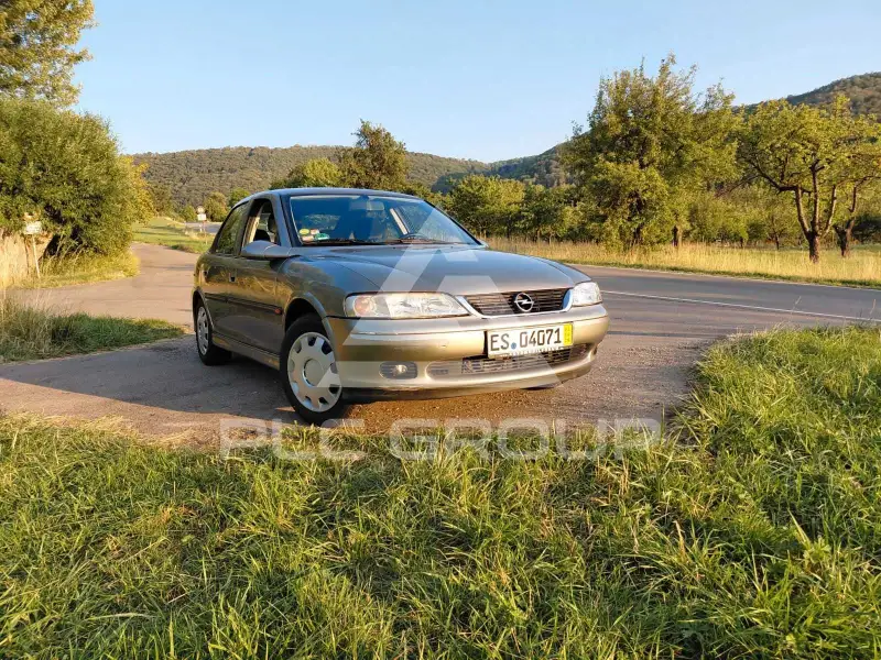 1999 Opel Vectra