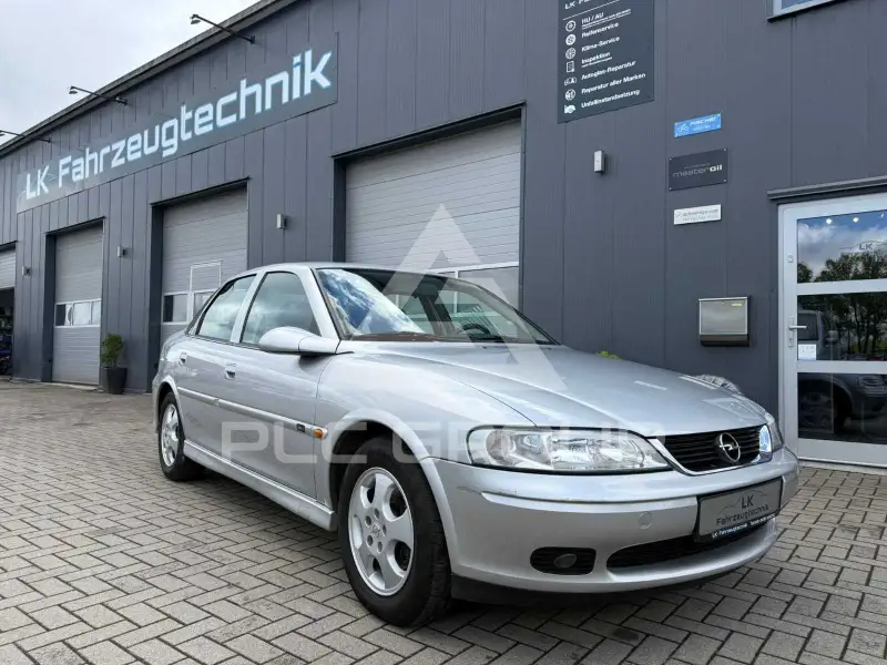 1999 Opel Vectra