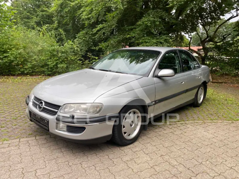 1999 Opel Omega