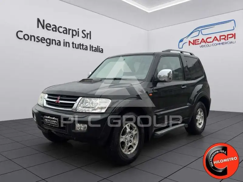 2000 Mitsubishi PAJARO