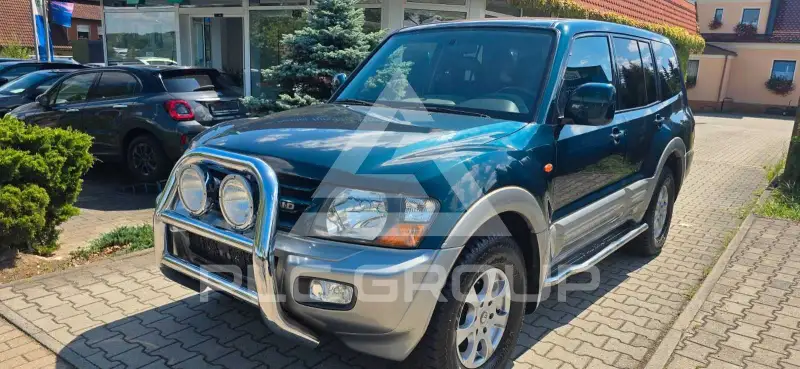 2000 Mitsubishi PAJARO