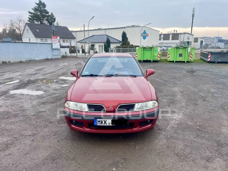 2000 Mitsubishi Carisma