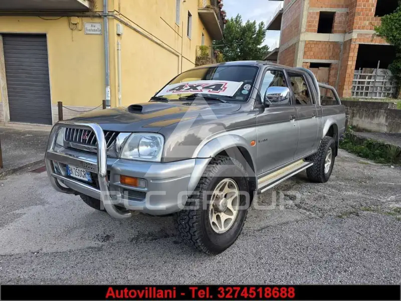 2000 Mitsubishi L200