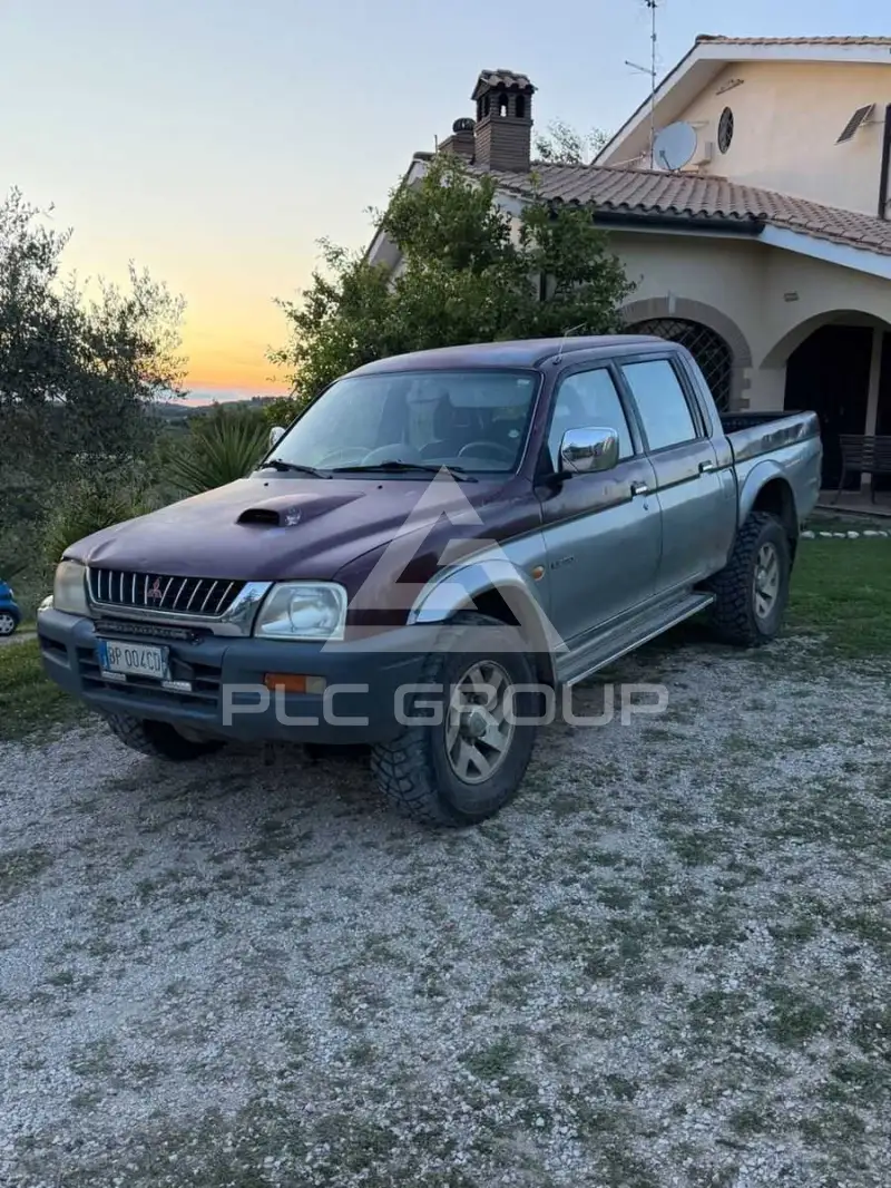 2000 Mitsubishi L200