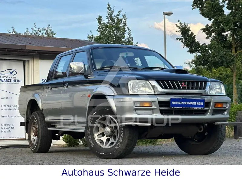 2000 Mitsubishi L200