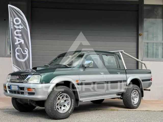 2000 Mitsubishi L200