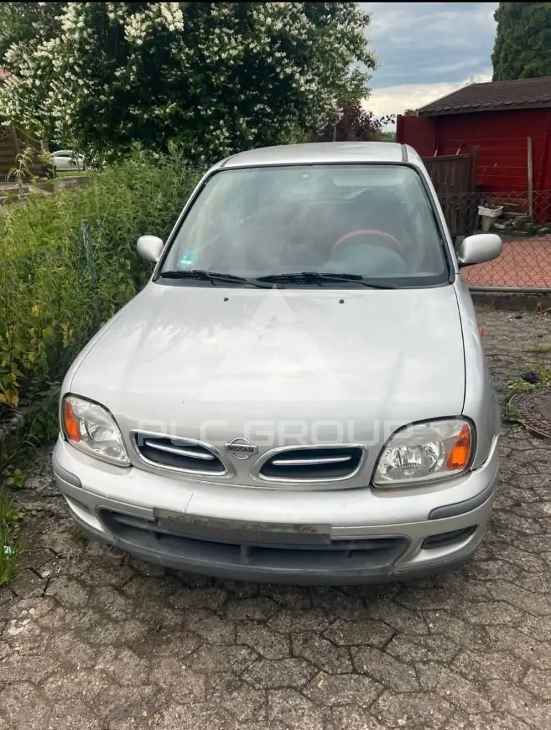 2000 Nissan MICRA