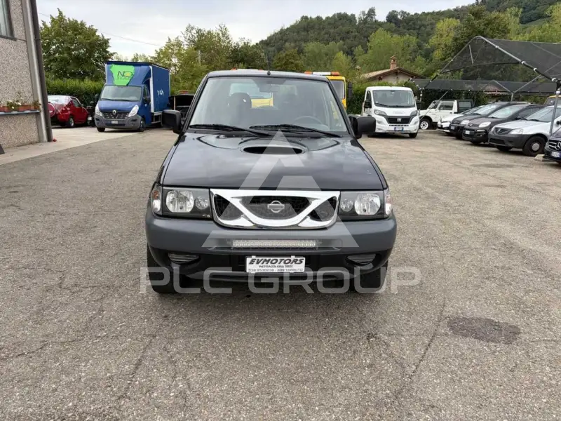 2000 Nissan Terrano