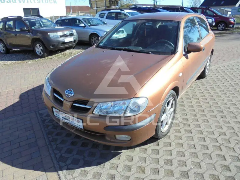 2000 Nissan ALMERA