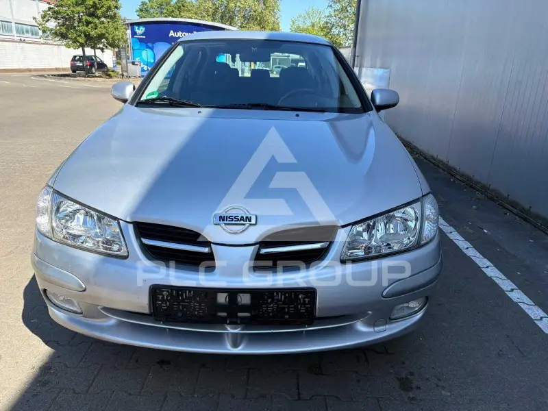 2000 Nissan ALMERA