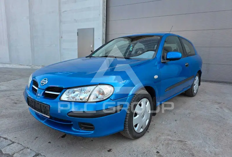 2000 Nissan ALMERA