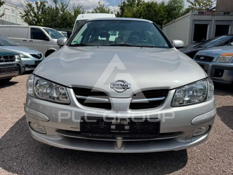 2000 Nissan ALMERA