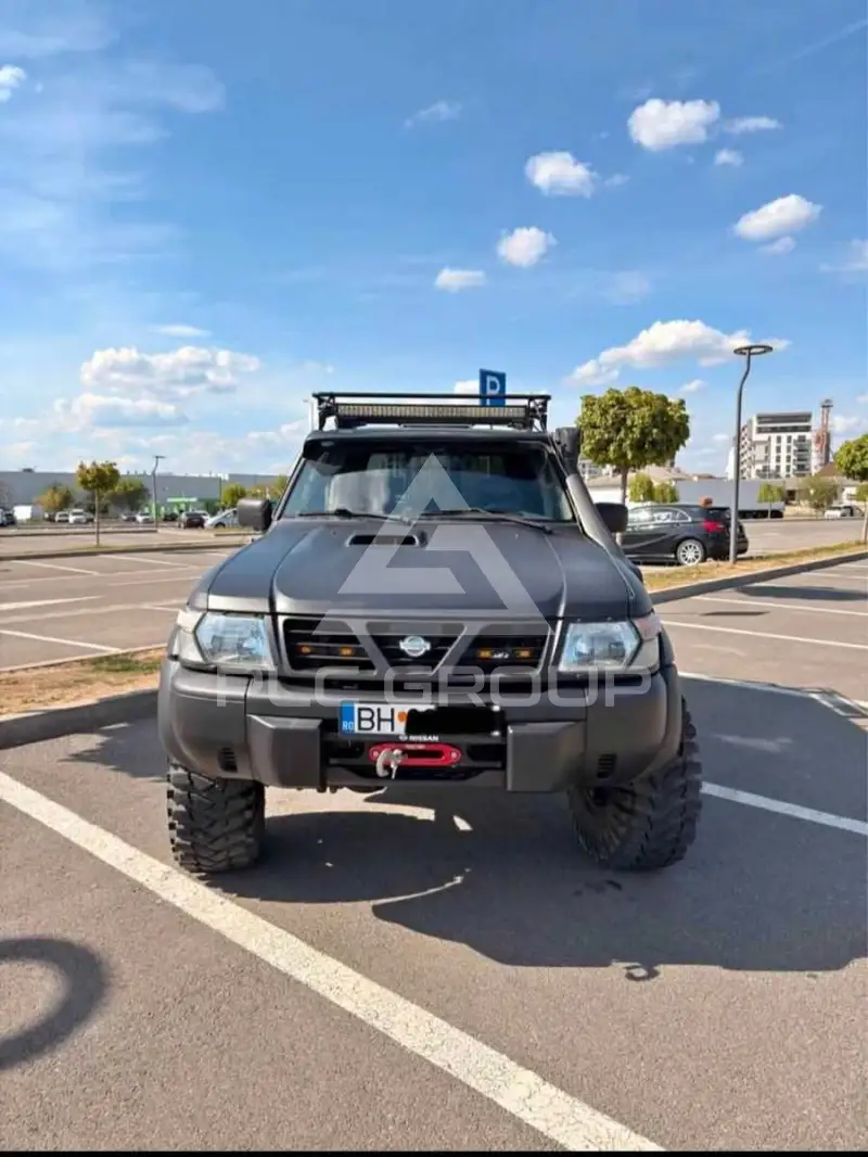 2000 Nissan Patrol