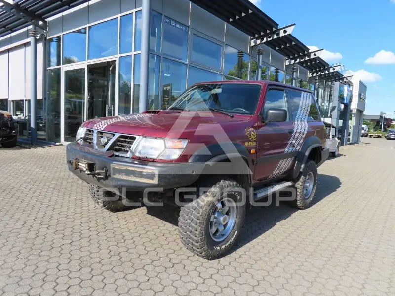 2000 Nissan Patrol