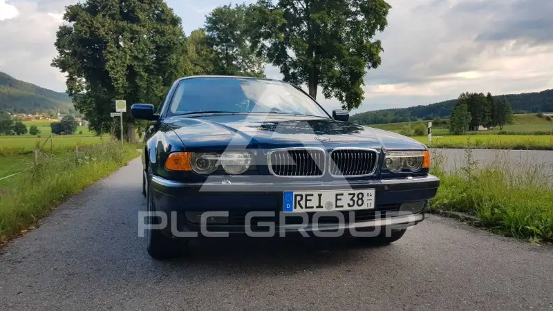 2000 BMW 750