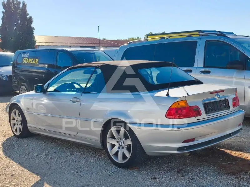 2000 BMW 323