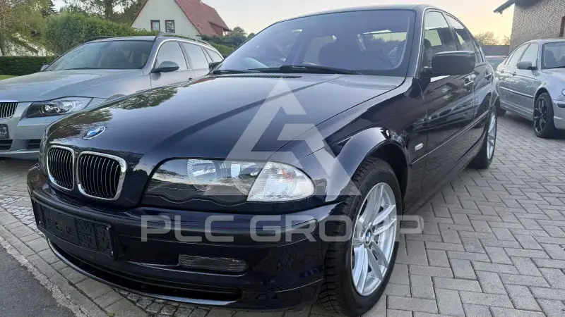 2000 BMW 323