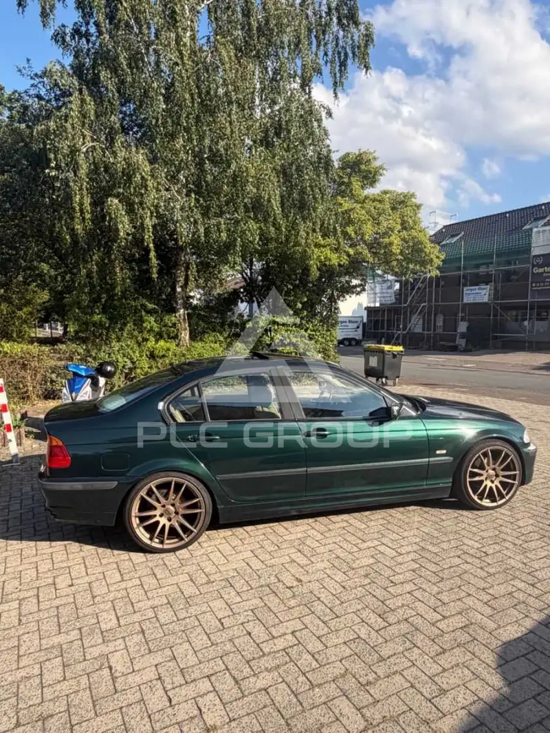 2000 BMW 323