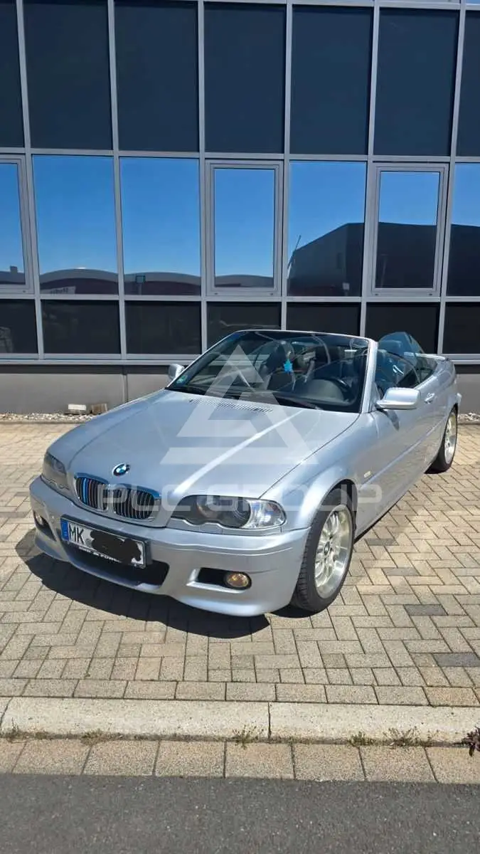 2000 BMW 323