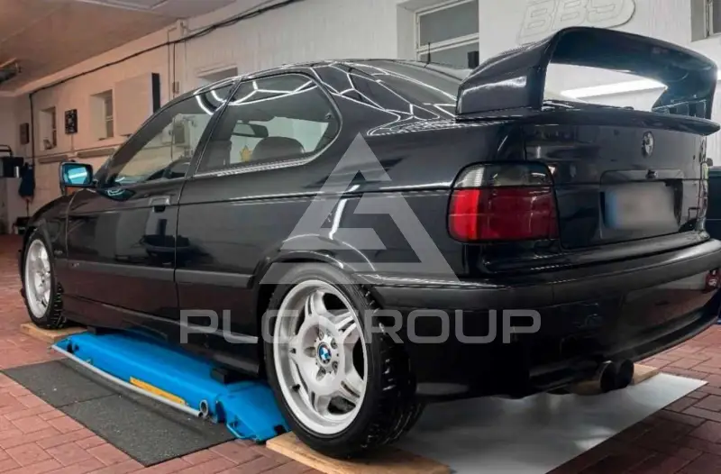 2000 BMW 323