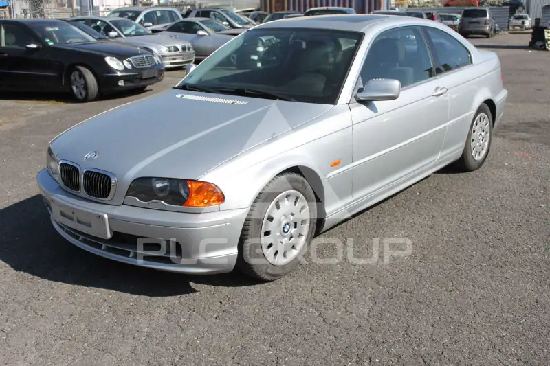 2000 BMW 323