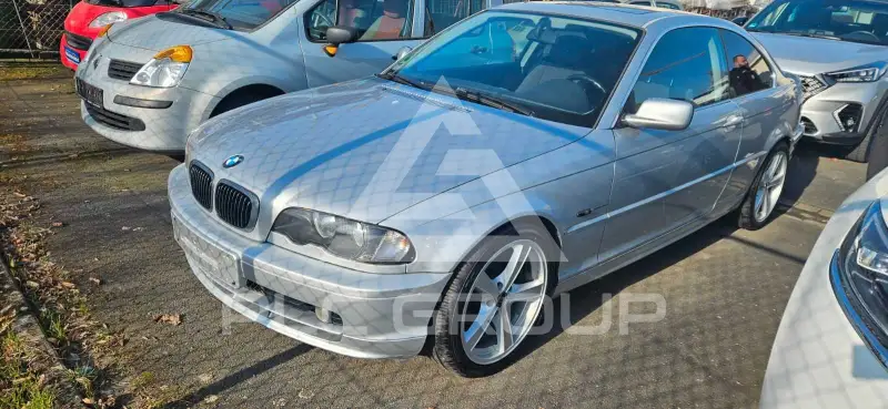 2000 BMW 323