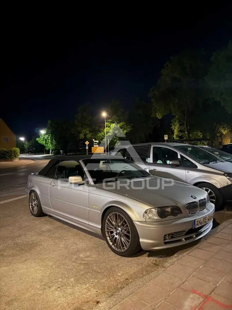 2000 BMW 323