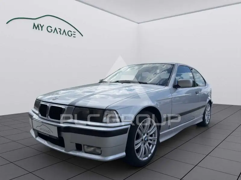 2000 BMW 323