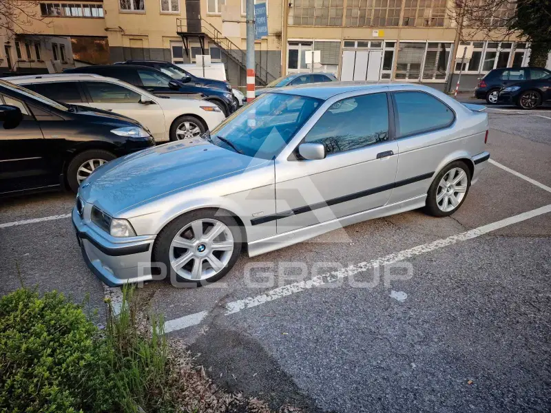 2000 BMW 316