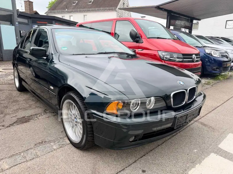 2000 BMW 525