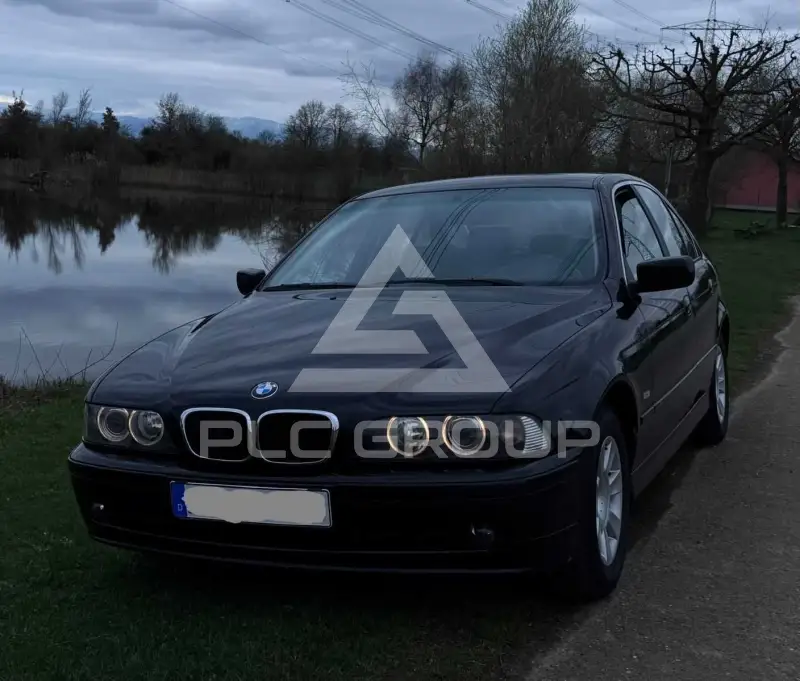 2000 BMW 525
