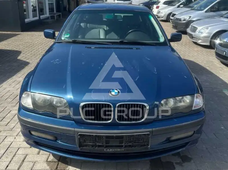 2000 BMW 320