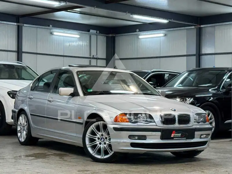 2000 BMW 320