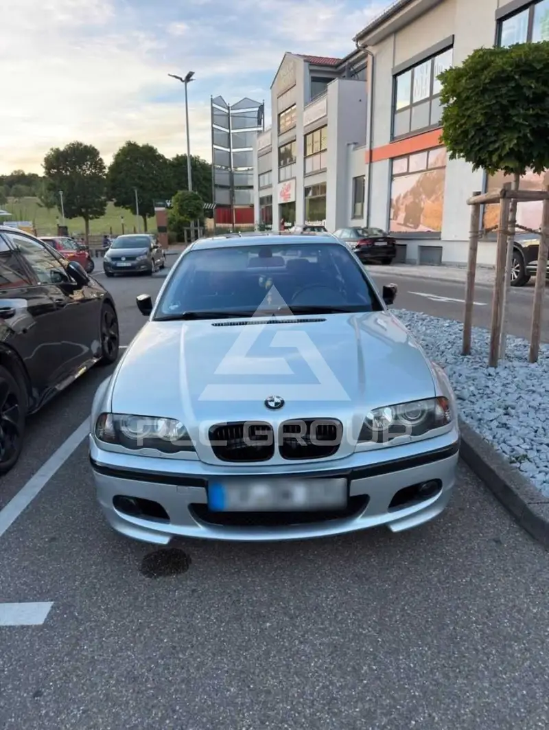 2000 BMW 320