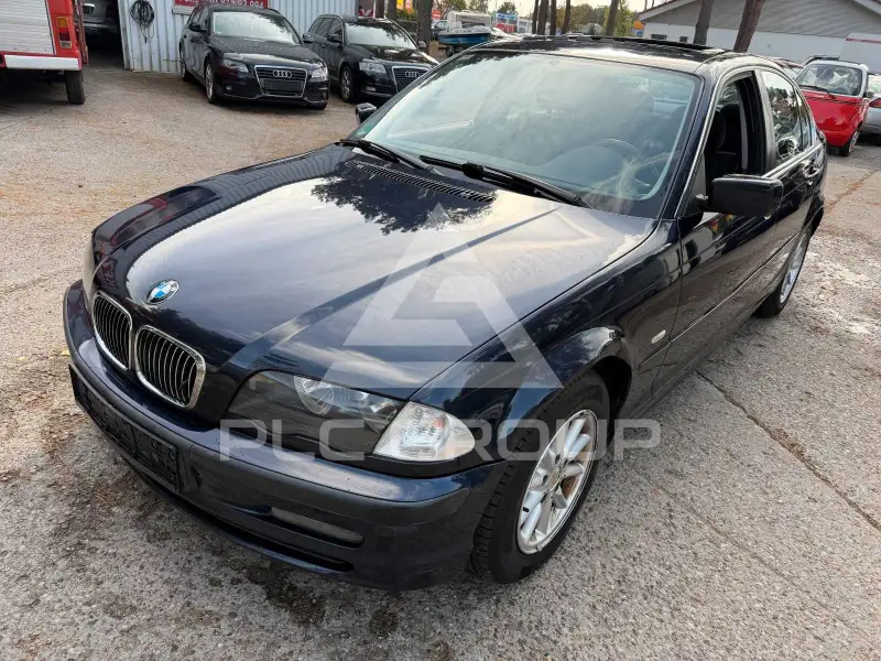 2000 BMW 320